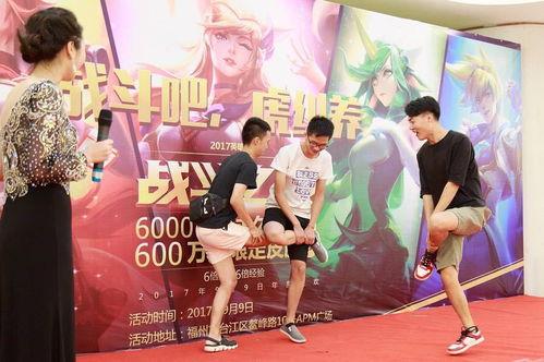 英雄联盟吃瓜小姐姐,揭秘“吃瓜小姐姐”背后的故事与魅力  第1张