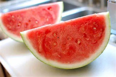 吃瓜的正确吃法,揭秘吃瓜的正确姿势与技巧